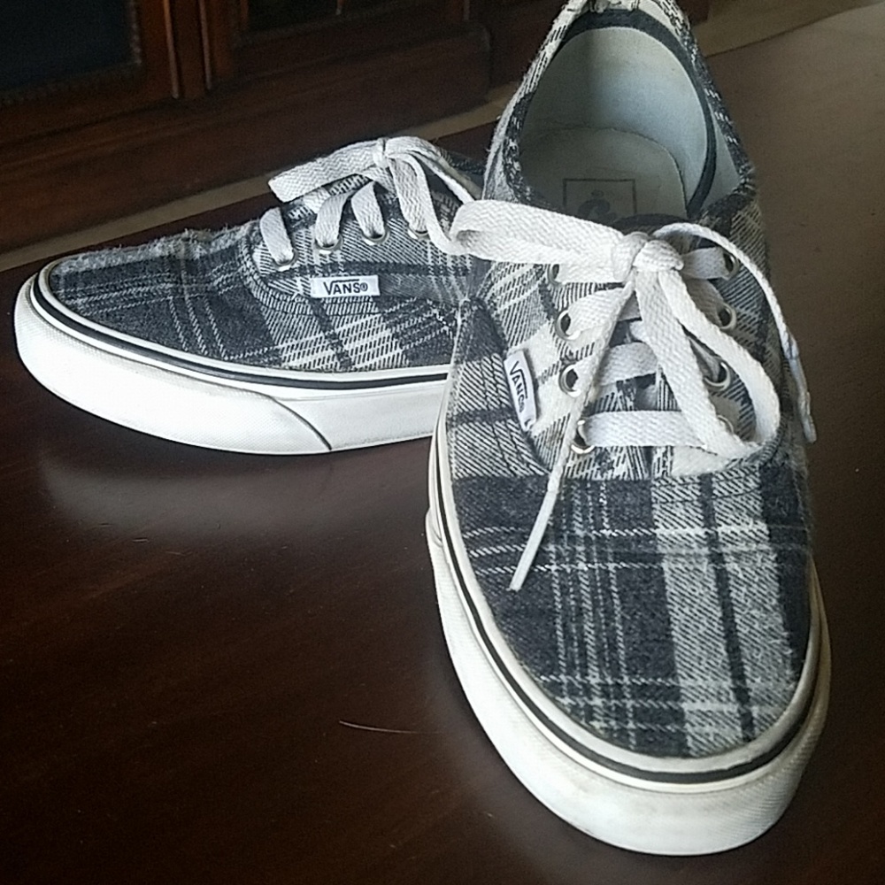 Vans - Picture 4 of 8